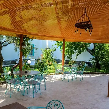 Ergul Motel Küçükkuyu